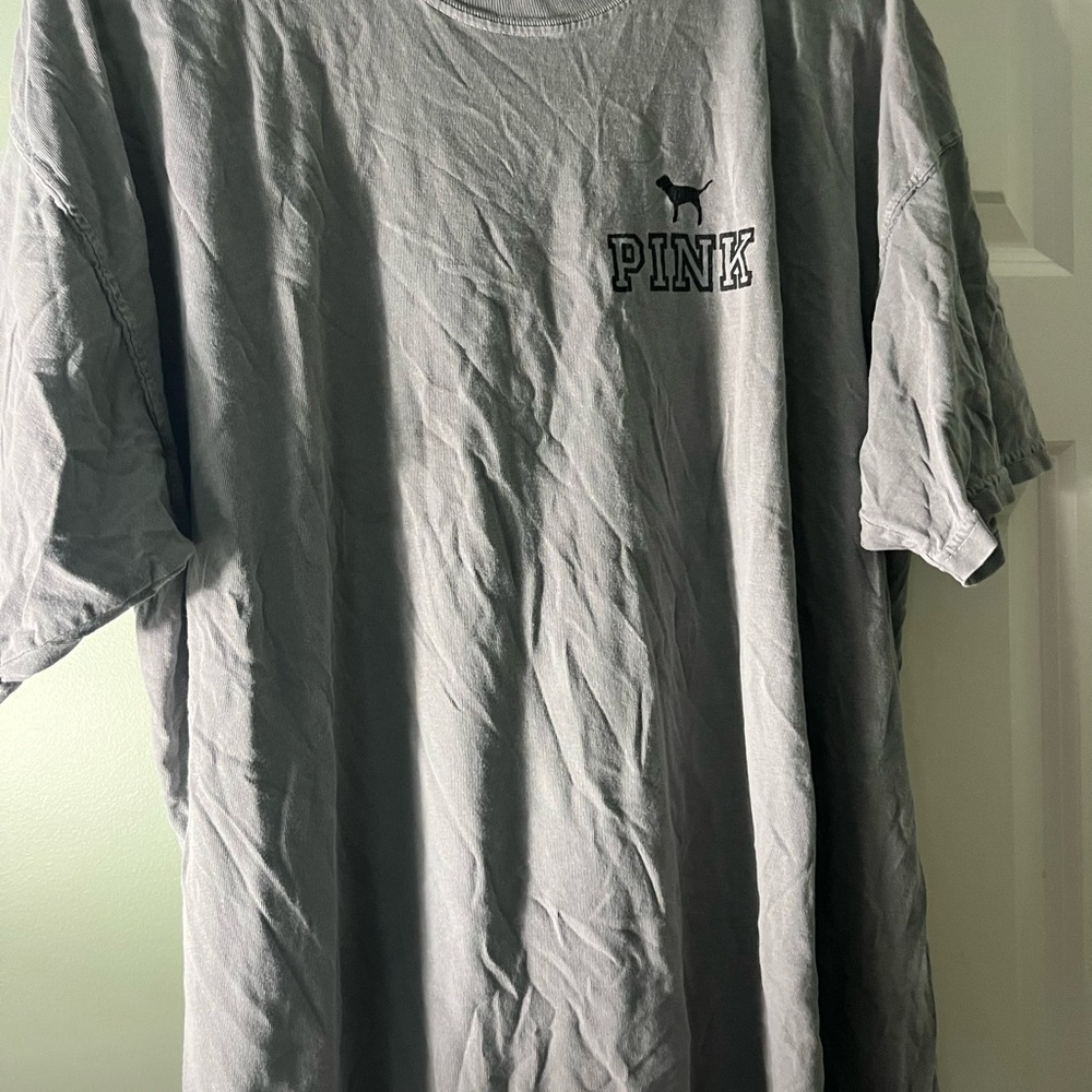 PINK Logo comfort colors T-Shirt